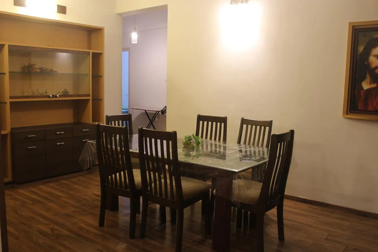 Serene Homestay Thiruvananthapuram Lejlighed